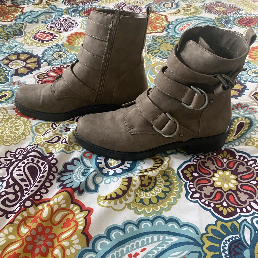 Combat type boots - size 8.5